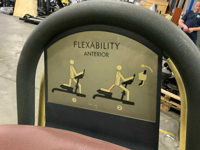 Technogym flexibility anterior krachtstation - afbeelding 6 van  6