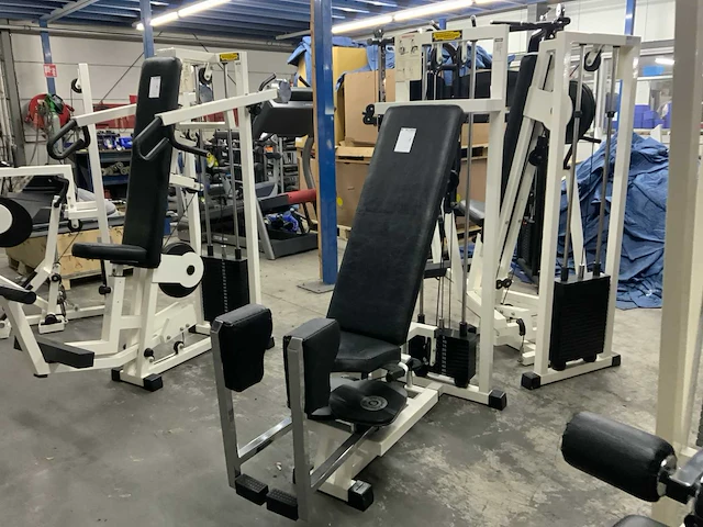 Technogym isotonic abductor krachtstation - afbeelding 3 van  6