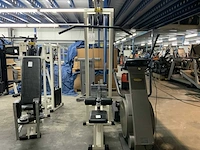 Technogym isotonic lat machine krachtstation - afbeelding 4 van  6