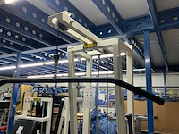 Technogym isotonic lat machine krachtstation - afbeelding 6 van  6