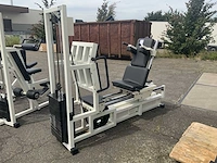 Technogym isotonic legpress krachtstation - afbeelding 5 van  5