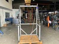 Technogym isotonic met stang squat rek krachtstation - afbeelding 2 van  5