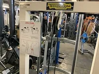 Technogym isotonic phrone legcurl krachtstation - afbeelding 3 van  5