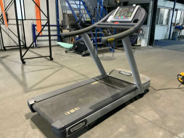 Technogym jog now 500 led loopband - afbeelding 5 van  6