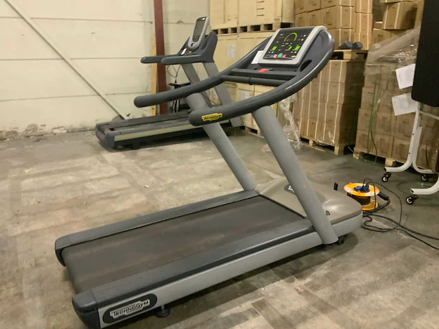 Technogym jog now 500 led loopband - afbeelding 4 van  6