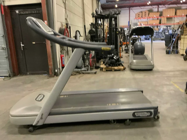Technogym jog now 500 led loopband - afbeelding 4 van  5