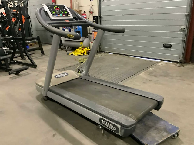 Technogym jog now 500 led loopband - afbeelding 3 van  6