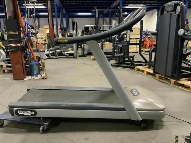 Technogym jog now 500 led loopband - afbeelding 6 van  6