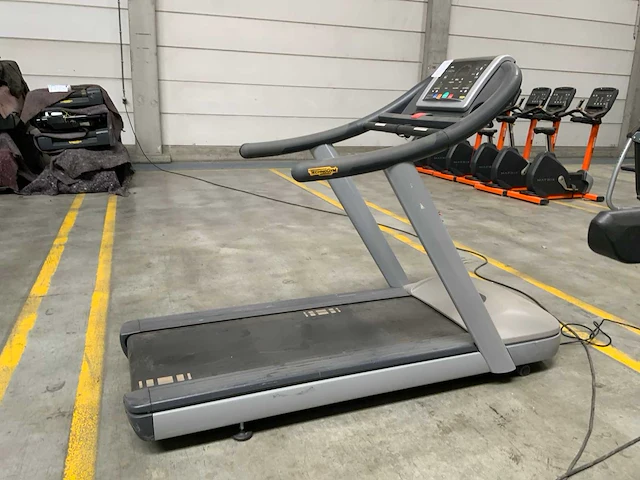 Technogym jog now 500 led loopband - afbeelding 4 van  5