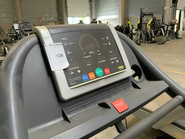 Technogym jog now 500 led loopband - afbeelding 3 van  5