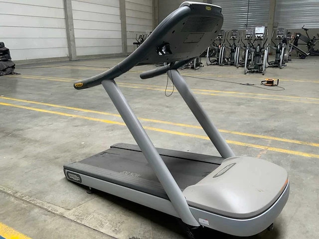 Technogym jog now 500 led loopband - afbeelding 3 van  4