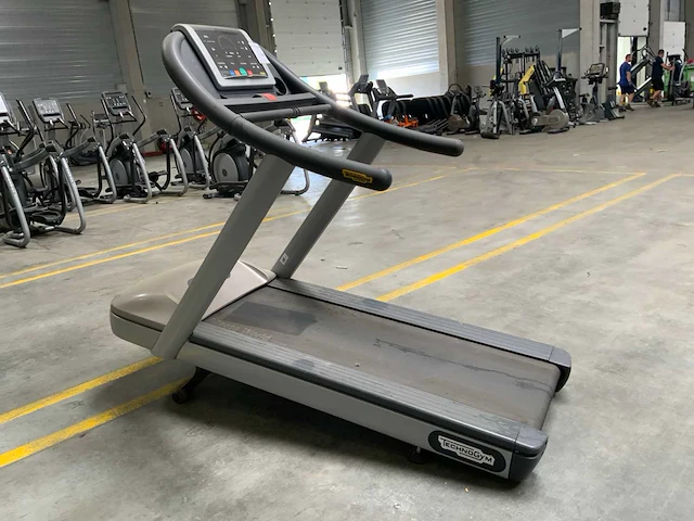 Technogym jog now 500 led loopband - afbeelding 5 van  5