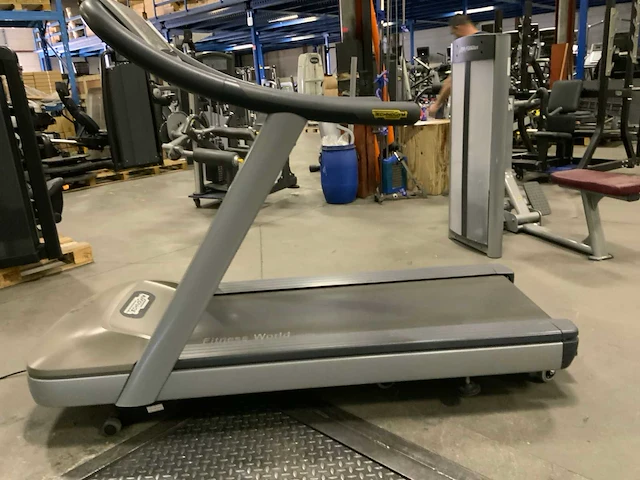 Technogym jog now 500 led loopband - afbeelding 4 van  6