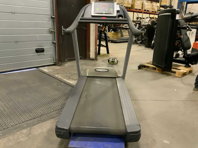 Technogym jog now 500 led loopband - afbeelding 6 van  6