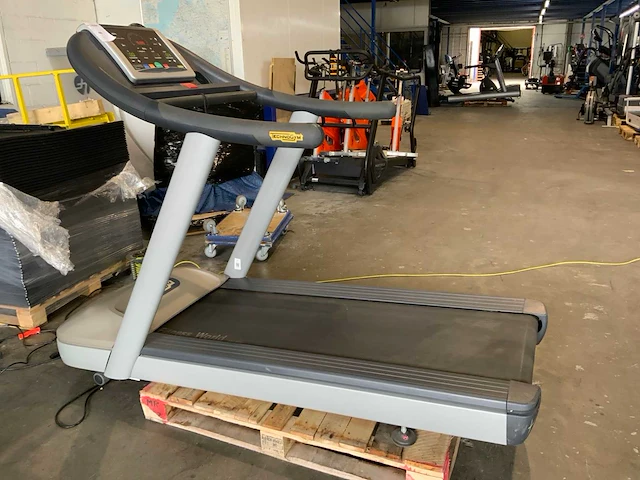 Technogym jog now 500 led loopband - afbeelding 2 van  6