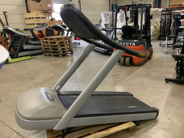 Technogym jog now 500 led loopband - afbeelding 5 van  6