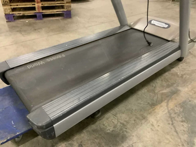 Technogym jog now 500 led loopband - afbeelding 3 van  6