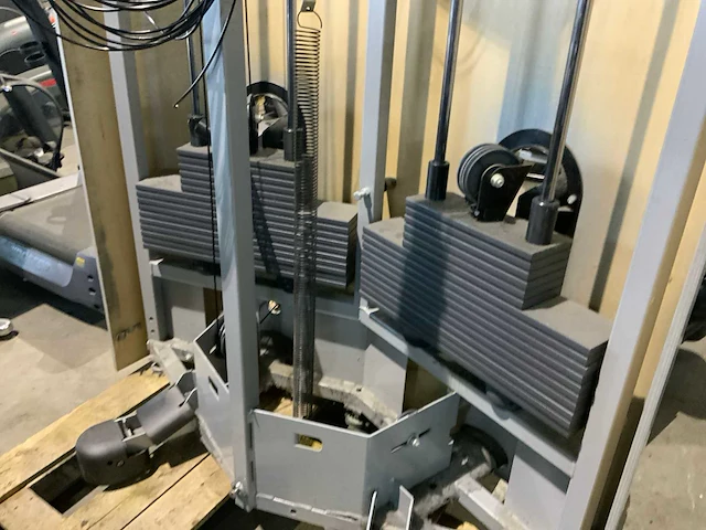 Technogym kinesis one cable station krachtstation - afbeelding 7 van  8