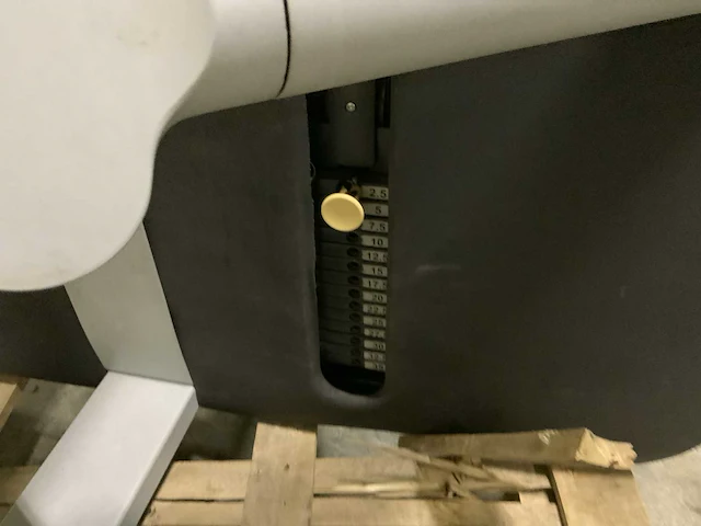 Technogym kinesis personal low pull krachtstation - afbeelding 2 van  6