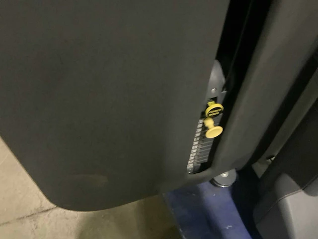Technogym kinesis single station step/squat krachtstation - afbeelding 3 van  6