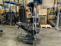 Technogym posterior stretch bench krachtstation - afbeelding 1 van  6