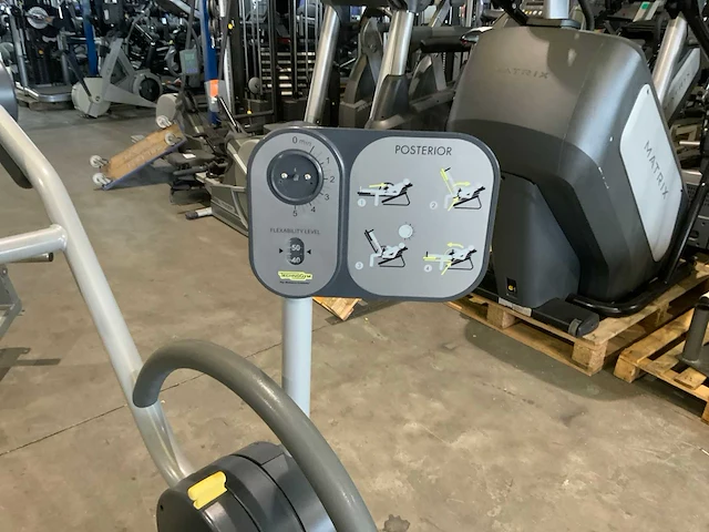 Technogym posterior stretch machine krachtstation - afbeelding 2 van  6