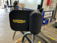 Technogym posterior stretch machine krachtstation - afbeelding 6 van  6