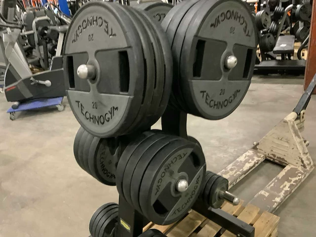 Technogym pu schijven 50mm 14x20;10x10;4x5;4x2,5;4x1,25kg krachtstation - afbeelding 2 van  5