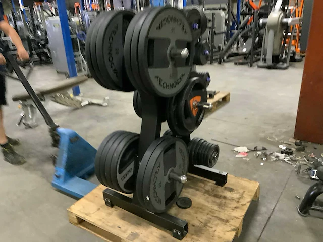 Technogym pu schijven 50mm 8x20kg;4x20kg;4x10kg4x5;4x2,5kg krachtstation - afbeelding 5 van  6