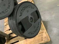 Technogym pu schijven 50mm met rek 12x20kg;8x10kg;4x2,5kg;2x1,25kg krachtstation - afbeelding 6 van  7