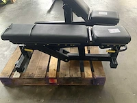 Technogym pure 1x adjustable bench krachtstation - afbeelding 1 van  5