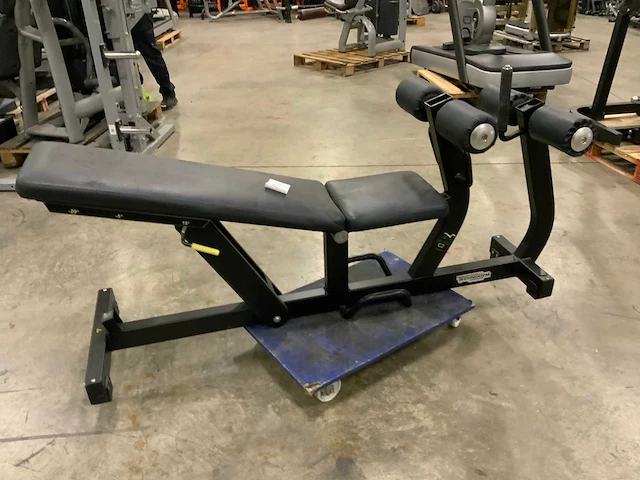 Technogym pure abdominal bench krachtstation - afbeelding 4 van  5