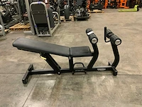 Technogym pure abdominal bench krachtstation - afbeelding 4 van  4