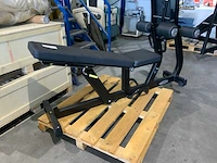 Technogym pure abdominal crunch bench krachtstation - afbeelding 4 van  4