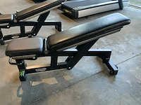 Technogym pure adjustable bench krachtstation