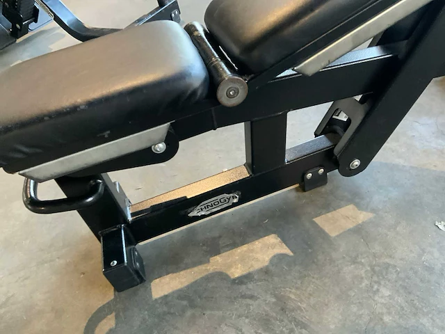 Technogym pure adjustable bench krachtstation - afbeelding 5 van  5