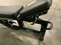 Technogym pure adjustable bench krachtstation - afbeelding 4 van  4