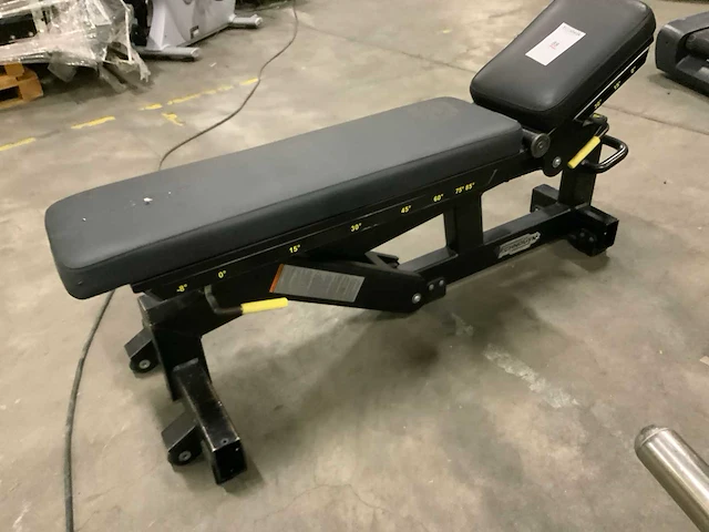 Technogym pure adjustable bench krachtstation - afbeelding 5 van  5