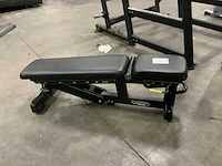 Technogym pure adjustable bench krachtstation - afbeelding 2 van  5