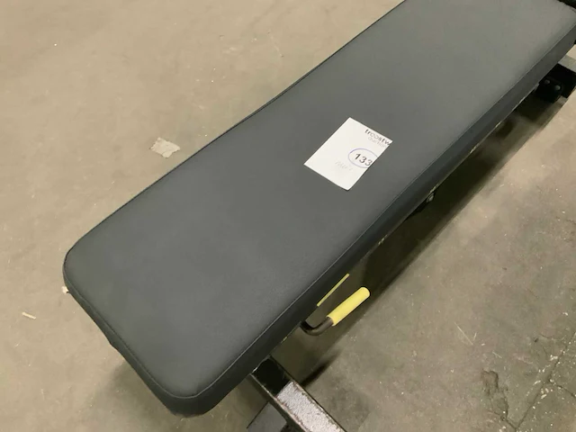 Technogym pure adjustable bench krachtstation - afbeelding 3 van  5