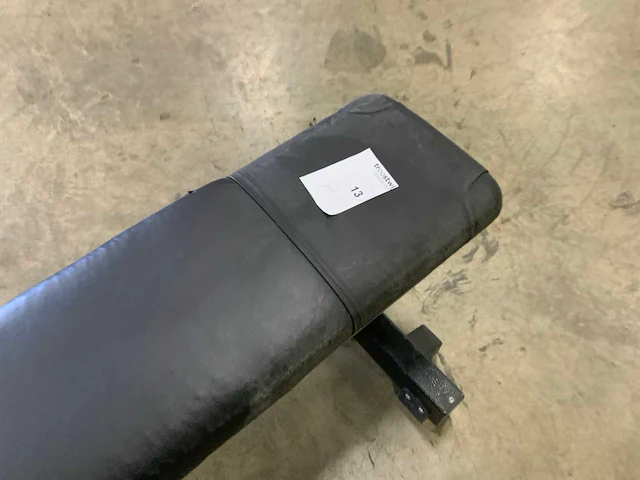 Technogym pure adjustable bench krachtstation - afbeelding 2 van  4