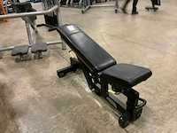 Technogym pure adjustable bench krachtstation - afbeelding 4 van  5