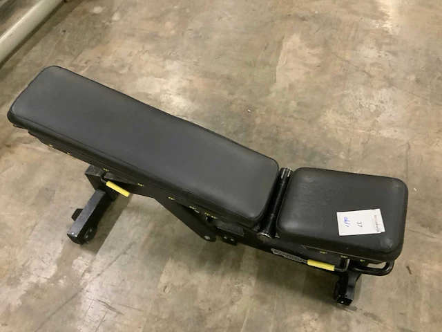 Technogym pure adjustable bench krachtstation - afbeelding 5 van  5