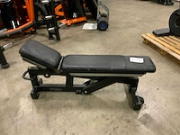 Technogym pure adjustable bench krachtstation - afbeelding 2 van  5