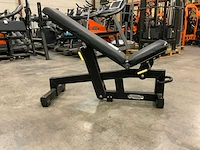 Technogym pure adjustable bench krachtstation - afbeelding 1 van  4