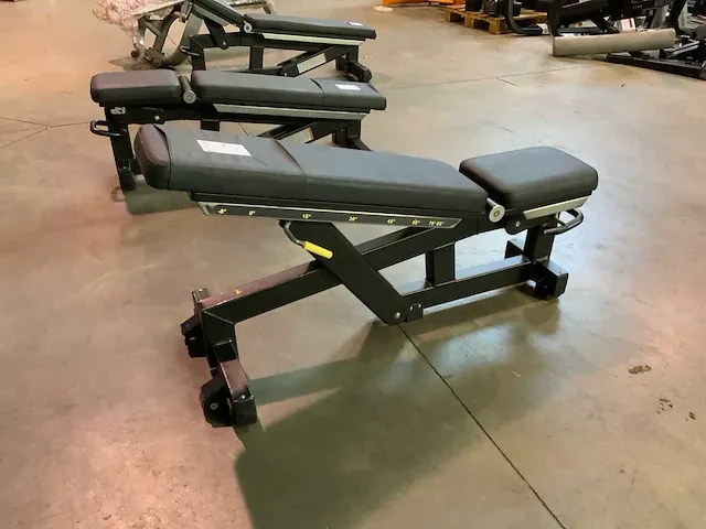 Technogym pure adjustable bench - afbeelding 2 van  4