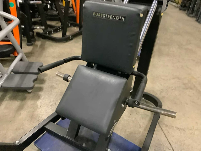 Technogym pure calf press krachtstation - afbeelding 2 van  5