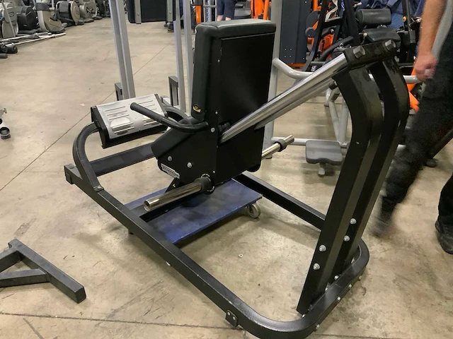 Technogym pure calf press krachtstation - afbeelding 3 van  5