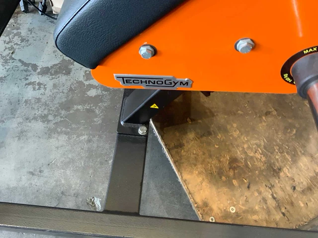 Technogym pure calfpress krachtstation - afbeelding 5 van  6