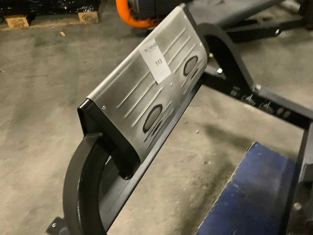 Technogym pure calfpress krachtstation - afbeelding 3 van  4